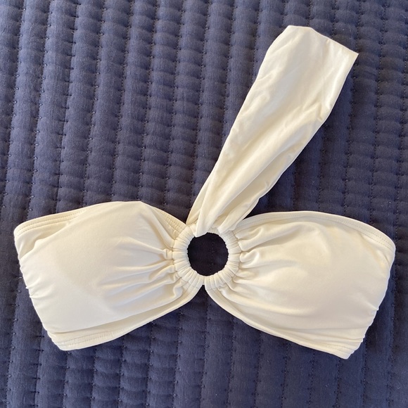 Carmen Marc Valvo White Bikini xsmall Stunning! - Picture 4 of 6